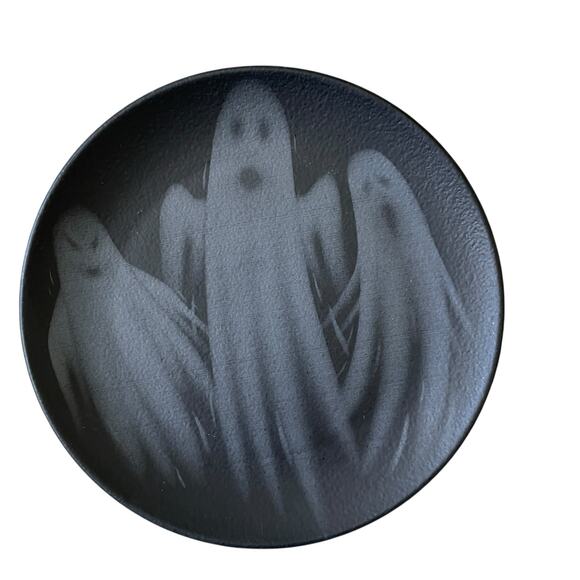 Halloween Ghost Dinner Plates 10.5in Matte Black Set of 4 Made in Brazil New - Picture 11 of 14
